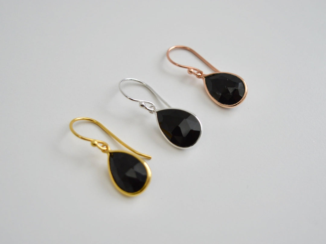 Gem Collection: Black Onyx Ohrhänger | vergoldet, rosévergoldet, silber