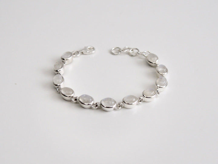 Oval Gems: Statement Armband Mondstein poliert | silber