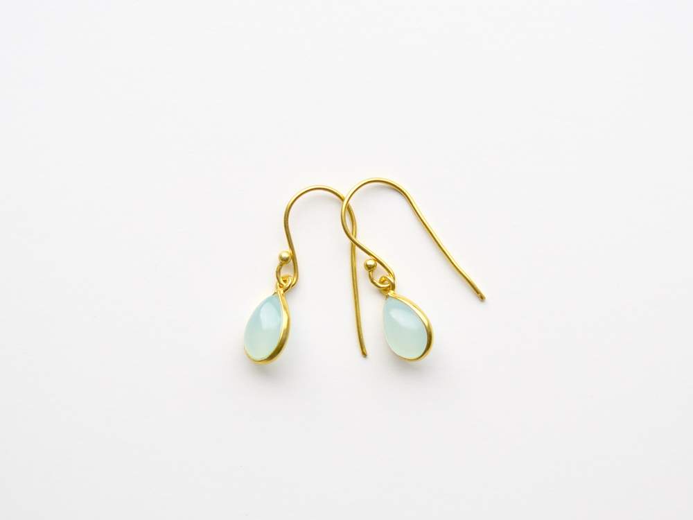 Gem Drops: Aqua Chalcedon Ohrringe vergoldet - Mia&Martha by Katja Schmalen